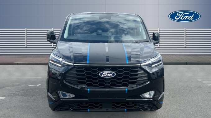 Ford Transit Custom 320 L1 Petrol Fwd 2.5 PHEV 232ps H1 Double Cab Van Sport Auto [NI] - Image 8